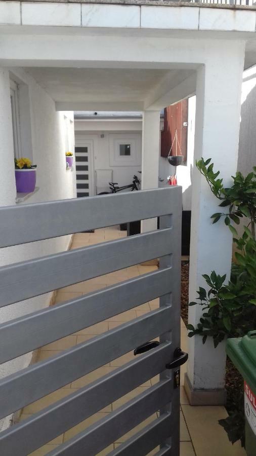 New Lux Apartman Kala Porec Exterior photo